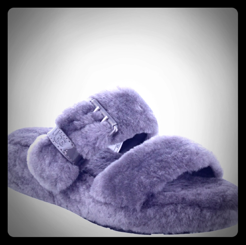 UGG Fuzz Yeah Sandals. Charcoal Gray 7